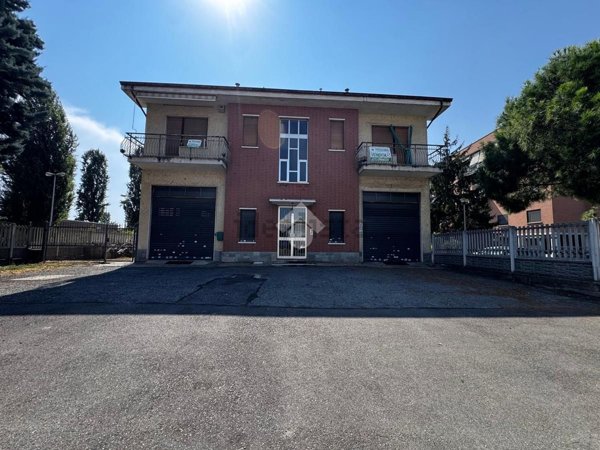 casa indipendente in vendita a Carmagnola