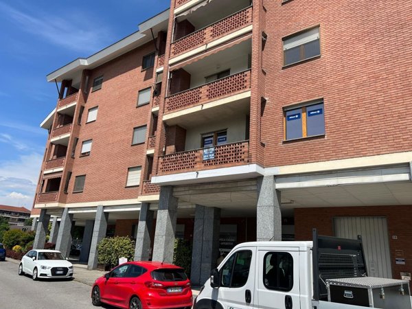 appartamento in vendita a Carmagnola in zona Cavalleri