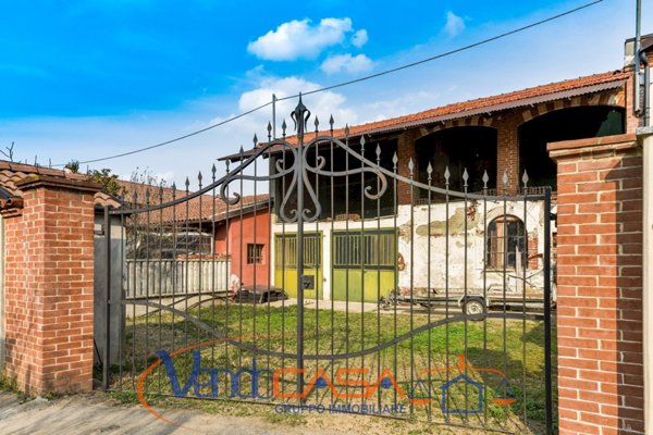 casa indipendente in vendita a Carmagnola