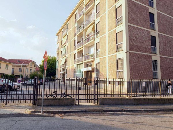 appartamento in vendita a Carmagnola in zona Cavalleri