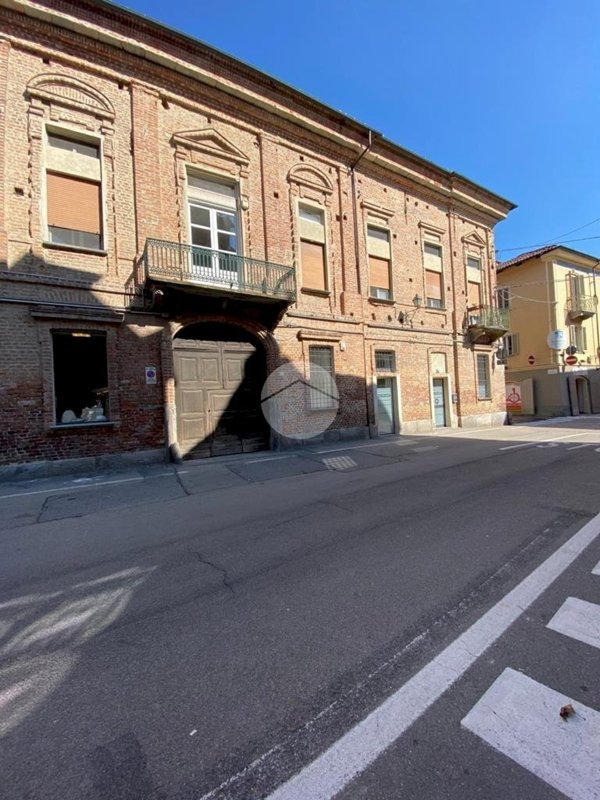 appartamento in vendita a Carmagnola in zona Cavalleri