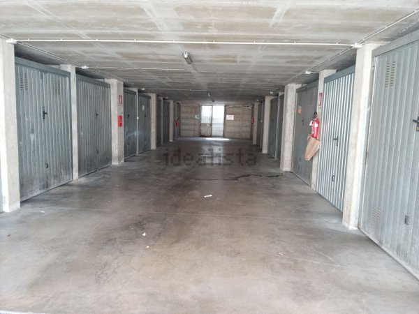 box auto in vendita a Carmagnola in zona Cavalleri