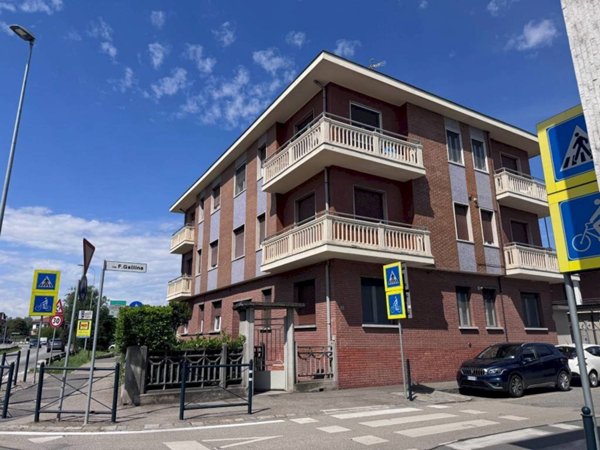 appartamento in vendita a Carmagnola in zona Cavalleri
