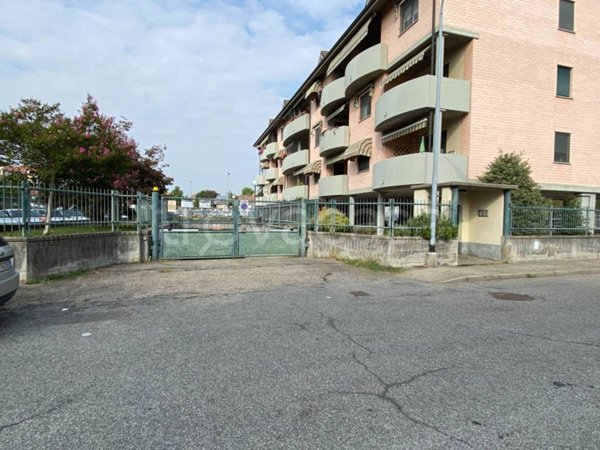 box auto in vendita a Carmagnola in zona Cavalleri