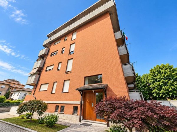 appartamento in vendita a Carmagnola in zona Cavalleri