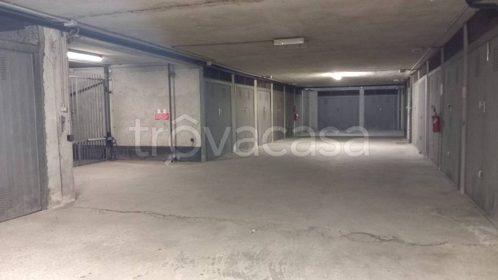box auto in vendita a Carmagnola in zona Cavalleri