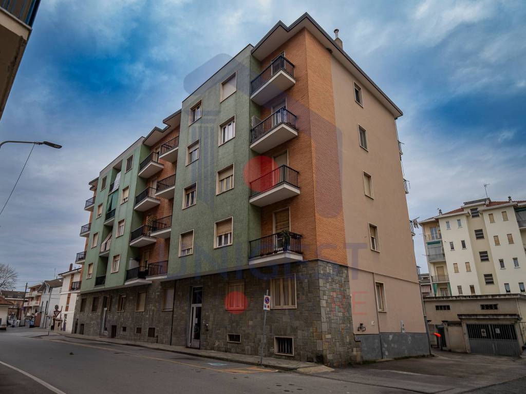 appartamento in vendita a Carmagnola in zona Cavalleri