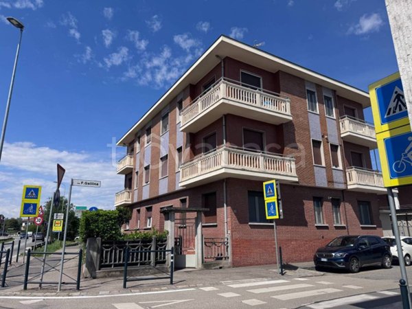 appartamento in vendita a Carmagnola in zona Cavalleri