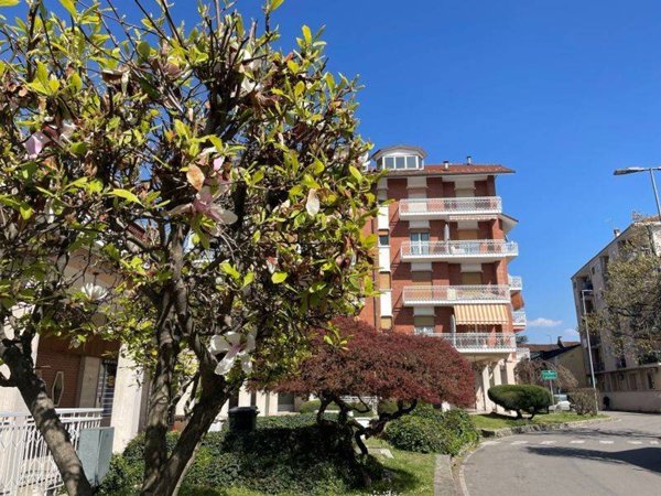 appartamento in vendita a Carmagnola in zona Cavalleri