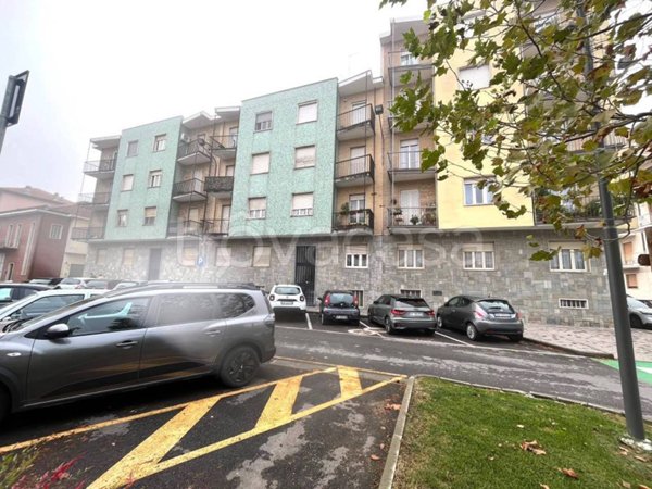 appartamento in vendita a Carmagnola in zona Cavalleri