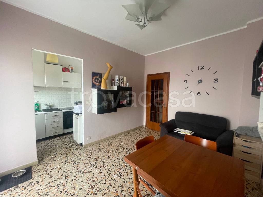 appartamento in vendita a Carmagnola in zona Salasio