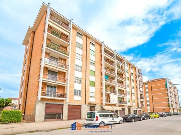 appartamento in vendita a Carmagnola in zona Cavalleri
