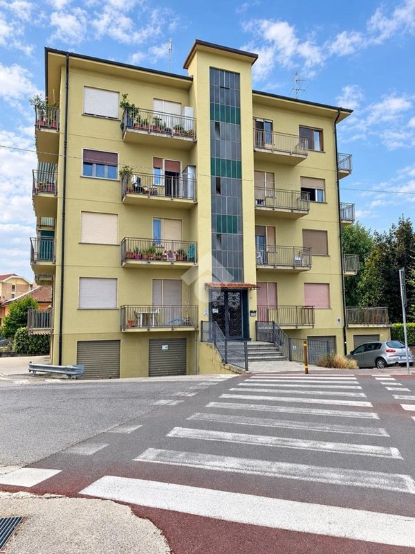 appartamento in vendita a Carmagnola in zona Cavalleri