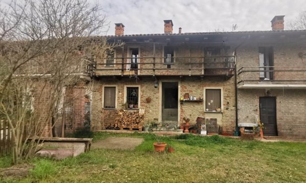 casa indipendente in vendita a Casalborgone
