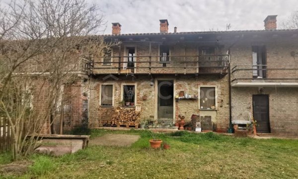 casa indipendente in vendita a Casalborgone