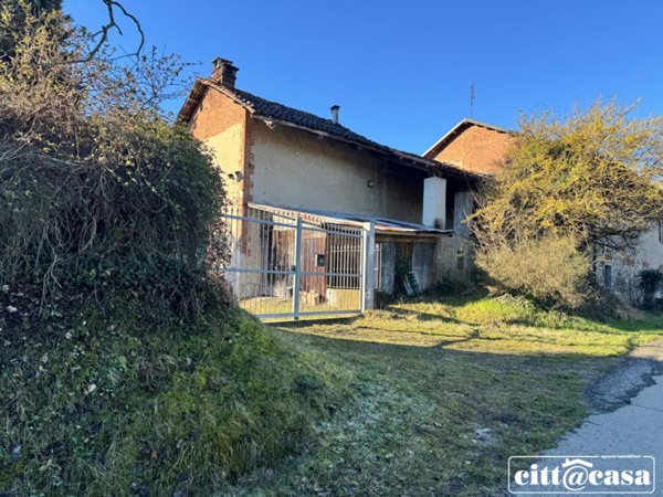 casa semindipendente in vendita a Casalborgone