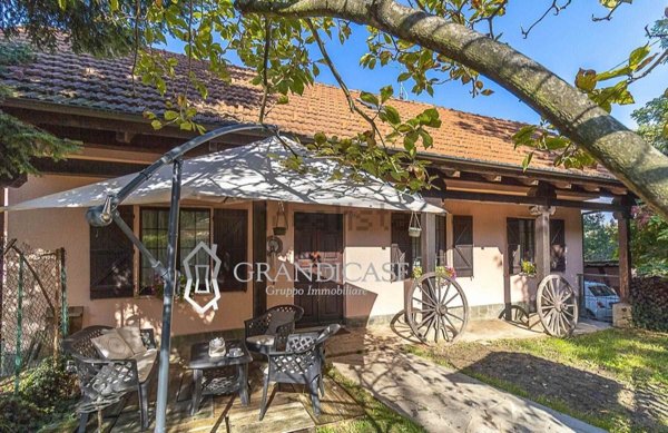 casa indipendente in vendita a Casalborgone in zona Ceriaglio