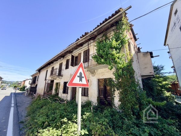 locale commerciale in vendita a Casalborgone in zona Ceriaglio