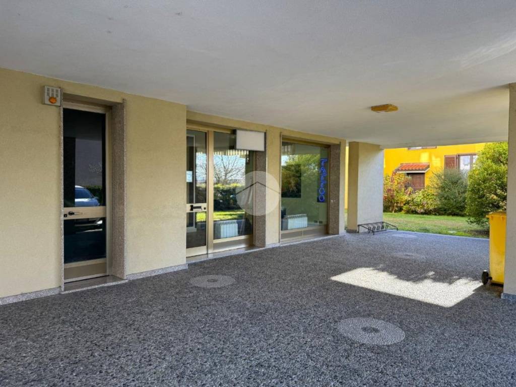 negozio in vendita a Cascinette d'Ivrea