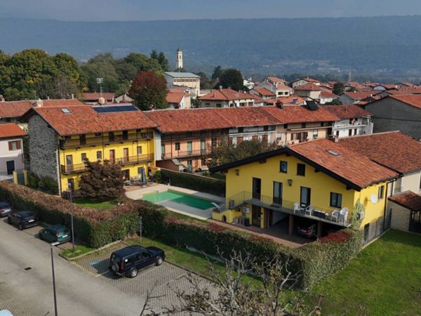 intera palazzina in vendita a Cascinette d'Ivrea