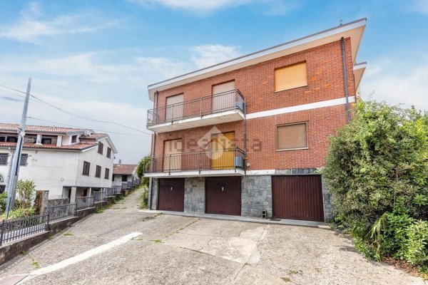 intera palazzina in vendita a Cascinette d'Ivrea