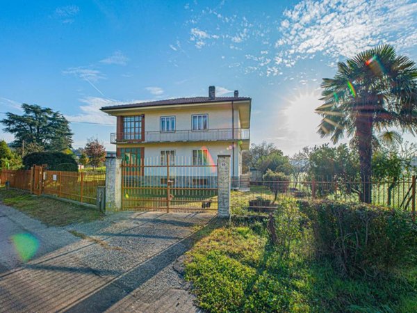 casa indipendente in vendita a Caselette