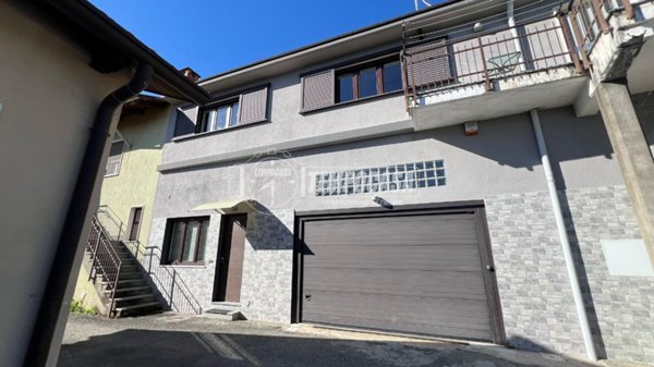 casa indipendente in vendita a Caselette