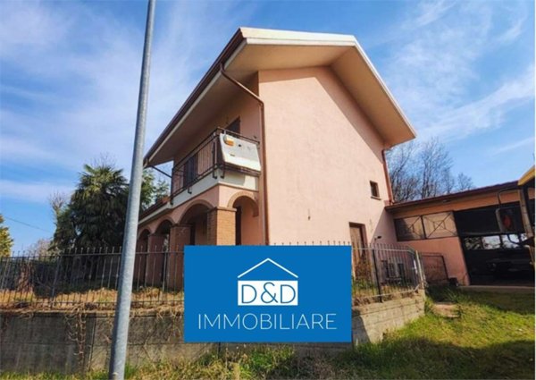 casa indipendente in vendita a Caselette