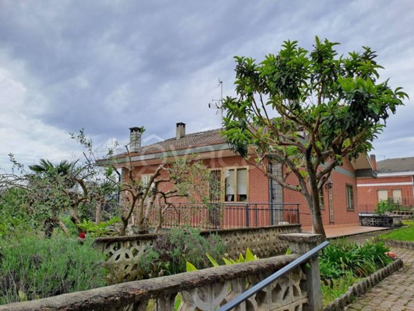 casa indipendente in vendita a Caselette