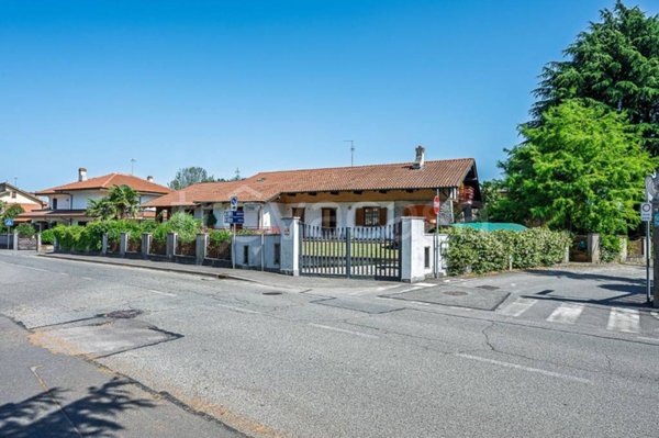 casa indipendente in vendita a Caselette