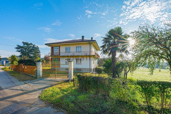 casa indipendente in vendita a Caselette