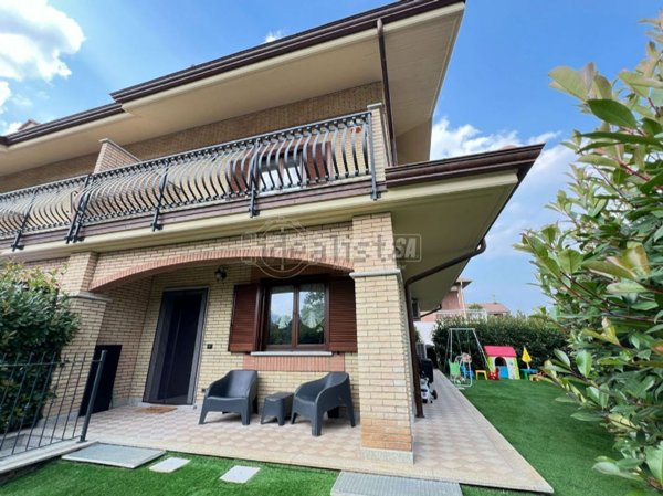 pentavano in vendita a Caselette