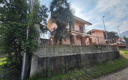 casa indipendente in vendita a Caselette