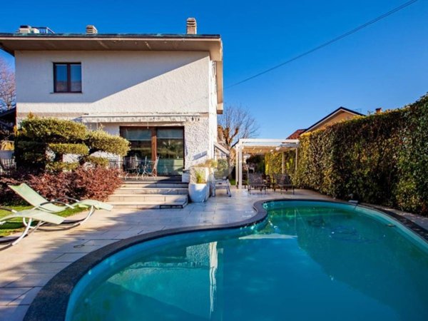 casa indipendente in vendita a Caselette