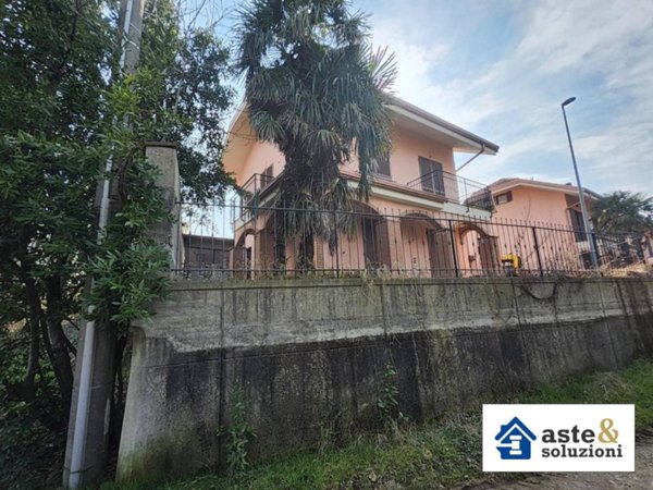 casa indipendente in vendita a Caselette