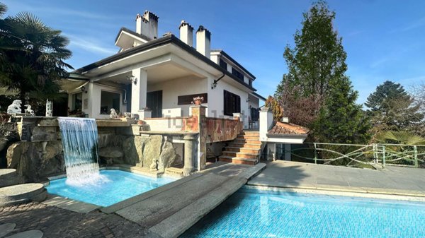 casa indipendente in vendita a Caselette