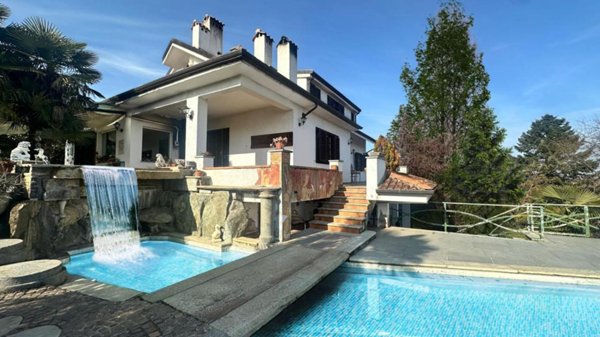 casa indipendente in vendita a Caselette