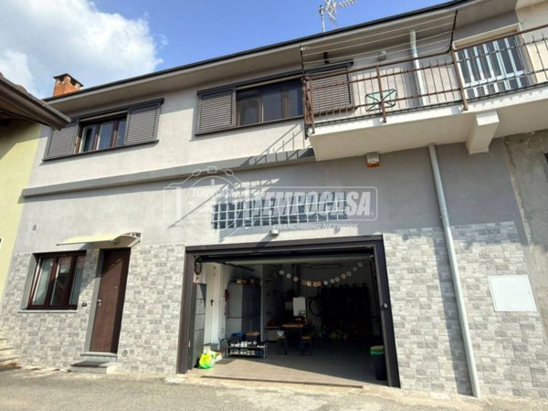 casa indipendente in vendita a Caselette
