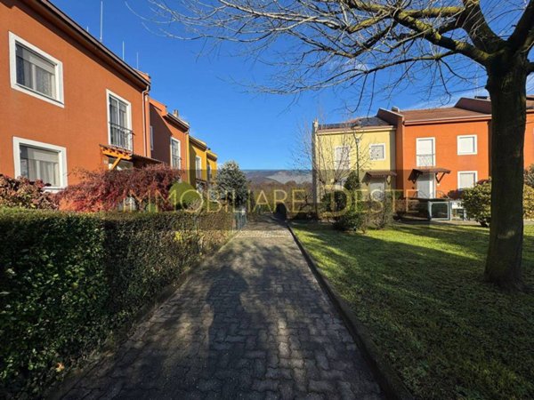 casa indipendente in vendita a Caselette