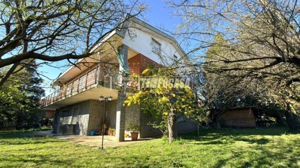 casa indipendente in vendita a Caselette