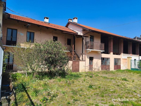casa indipendente in vendita a Caselette