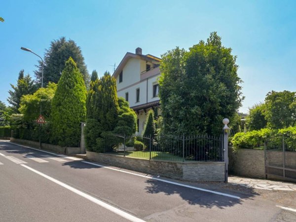 casa indipendente in vendita a Caselette
