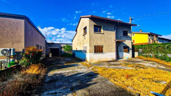 casa indipendente in vendita ad Acquafredda