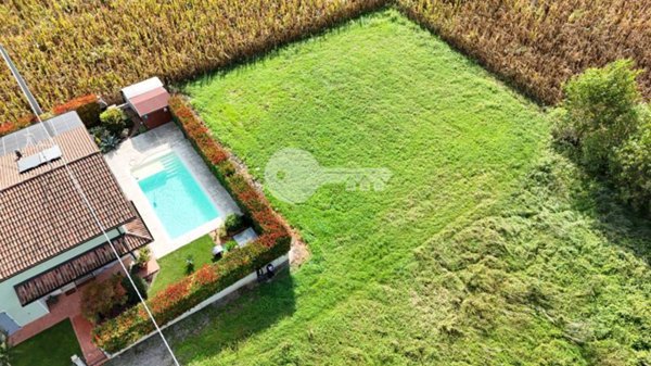 bifamiliare in vendita ad Acquafredda