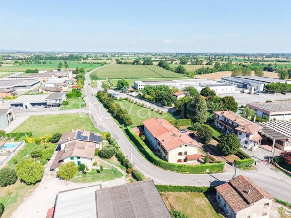 casa indipendente in vendita ad Acquafredda