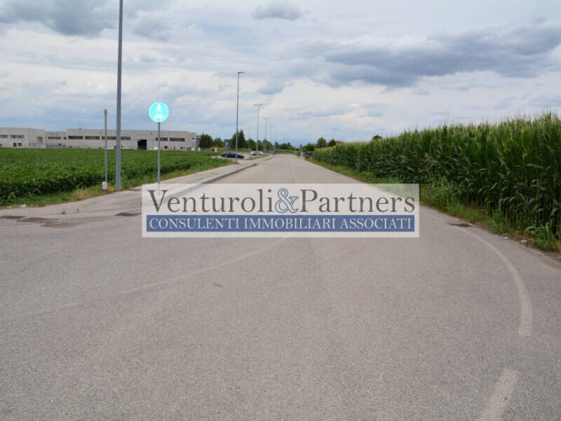 ufficio in vendita ad Acquafredda