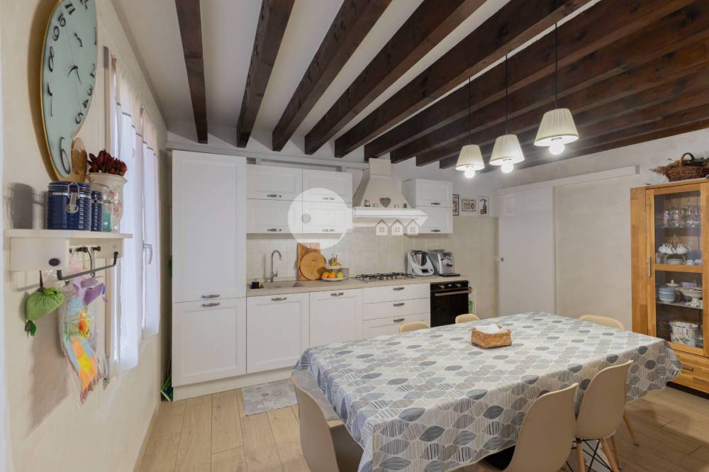 casa indipendente in vendita ad Acquafredda