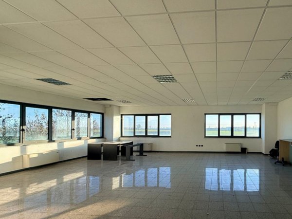 ufficio in vendita ad Acquafredda