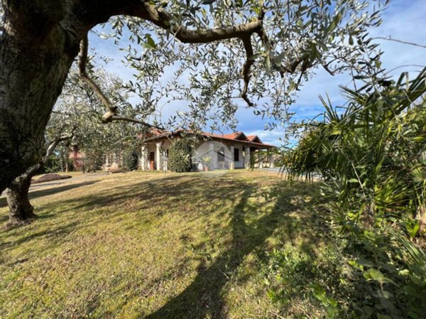 casa indipendente in vendita ad Adro