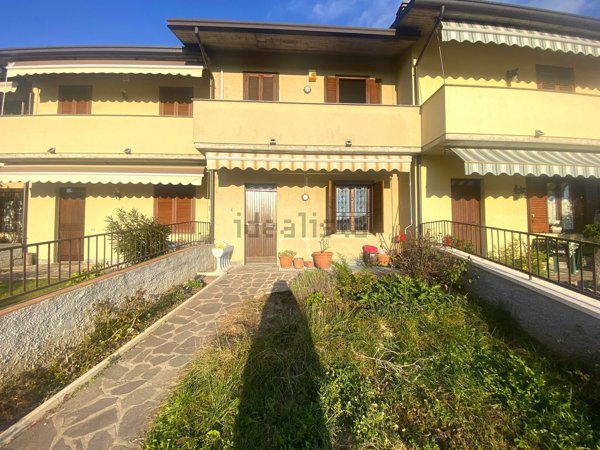 casa indipendente in vendita ad Adro